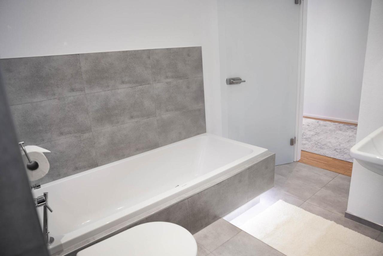 Design City Apartment, Modern, Ebenerdig, Top Lage Weinheim Bagian luar foto